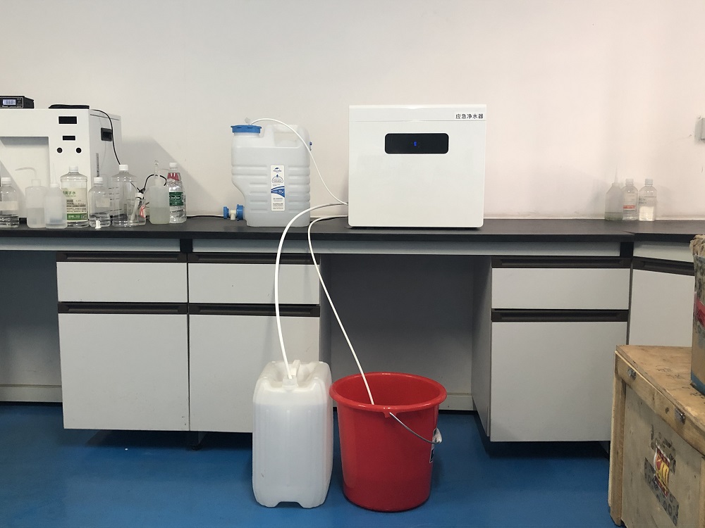 YJ系列小型应急净水器s.jpg